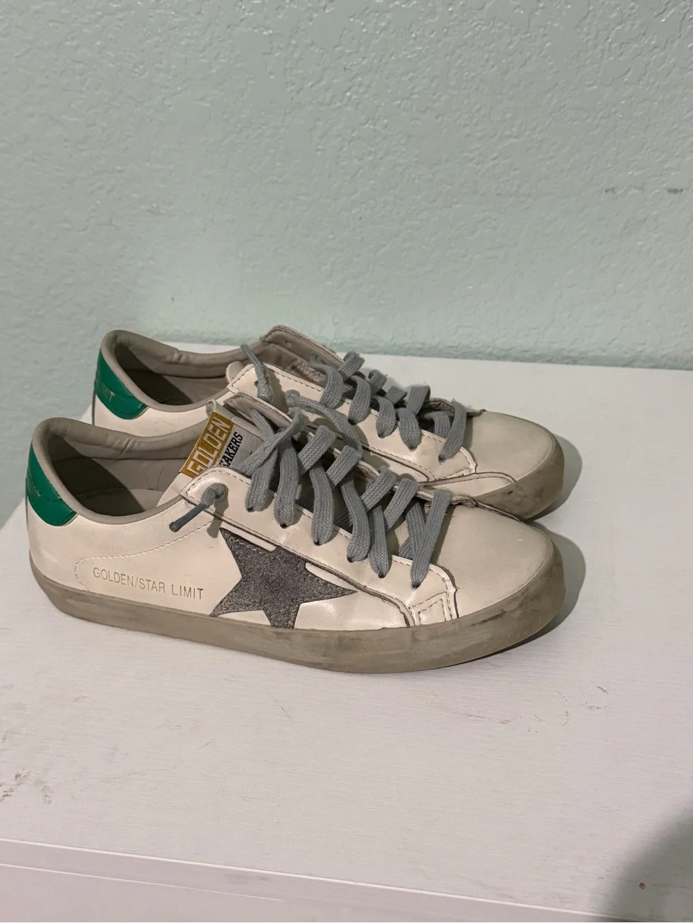Golden Goose White Leather Sneakers with Green Heel and Gray Star - Picture 2 of 13